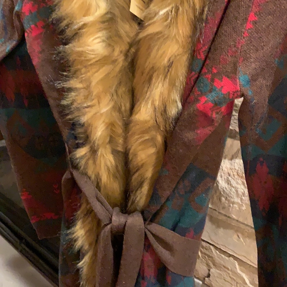 Tasha Polizzi Berlin Blanket Cardigan - Picture 8 of 15